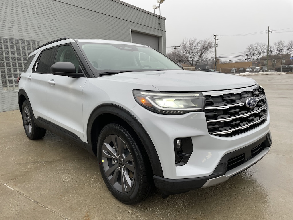 New 2026 Ford Explorer 4DR 4WD Active SUV