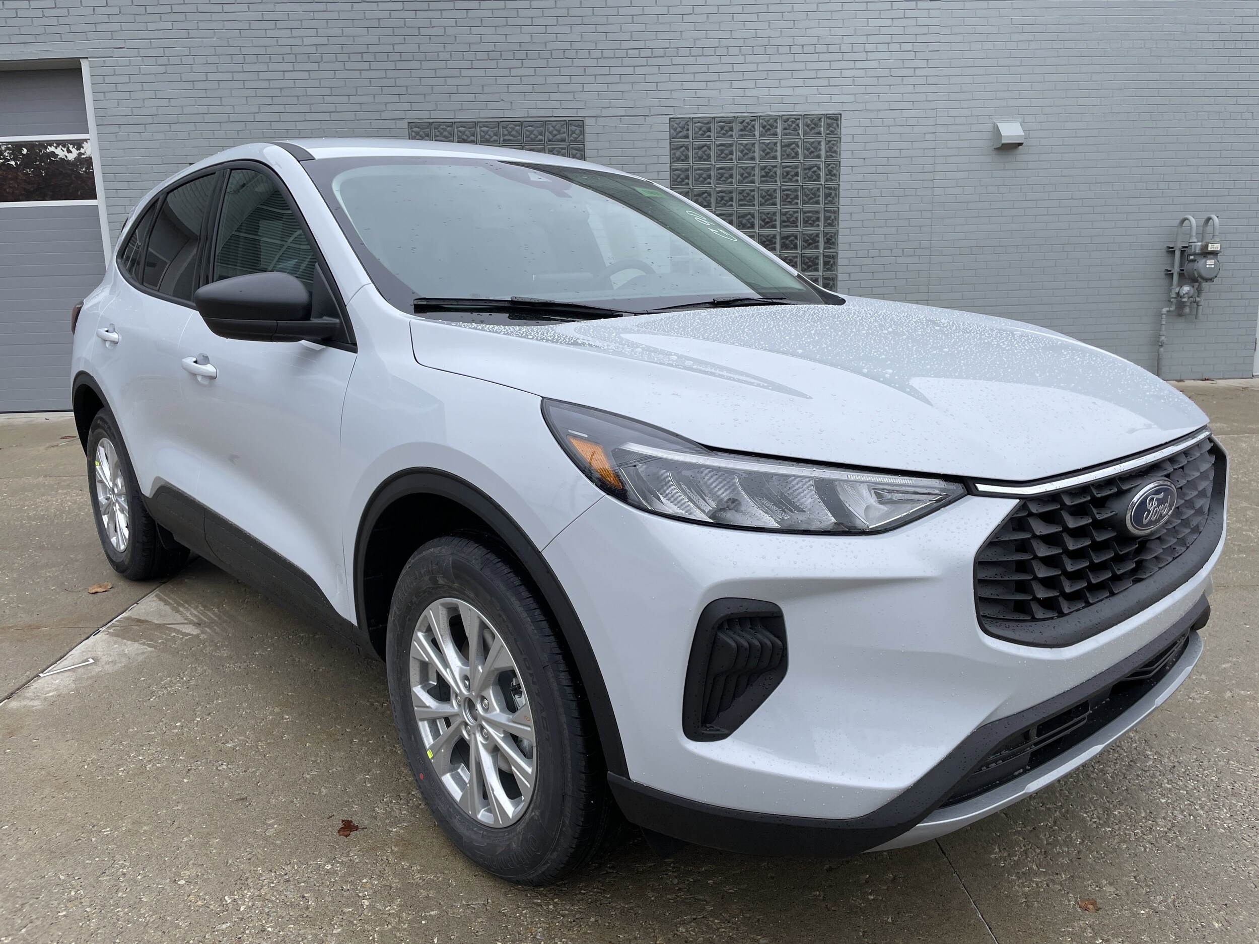 2026 Ford Escape Active photo 2