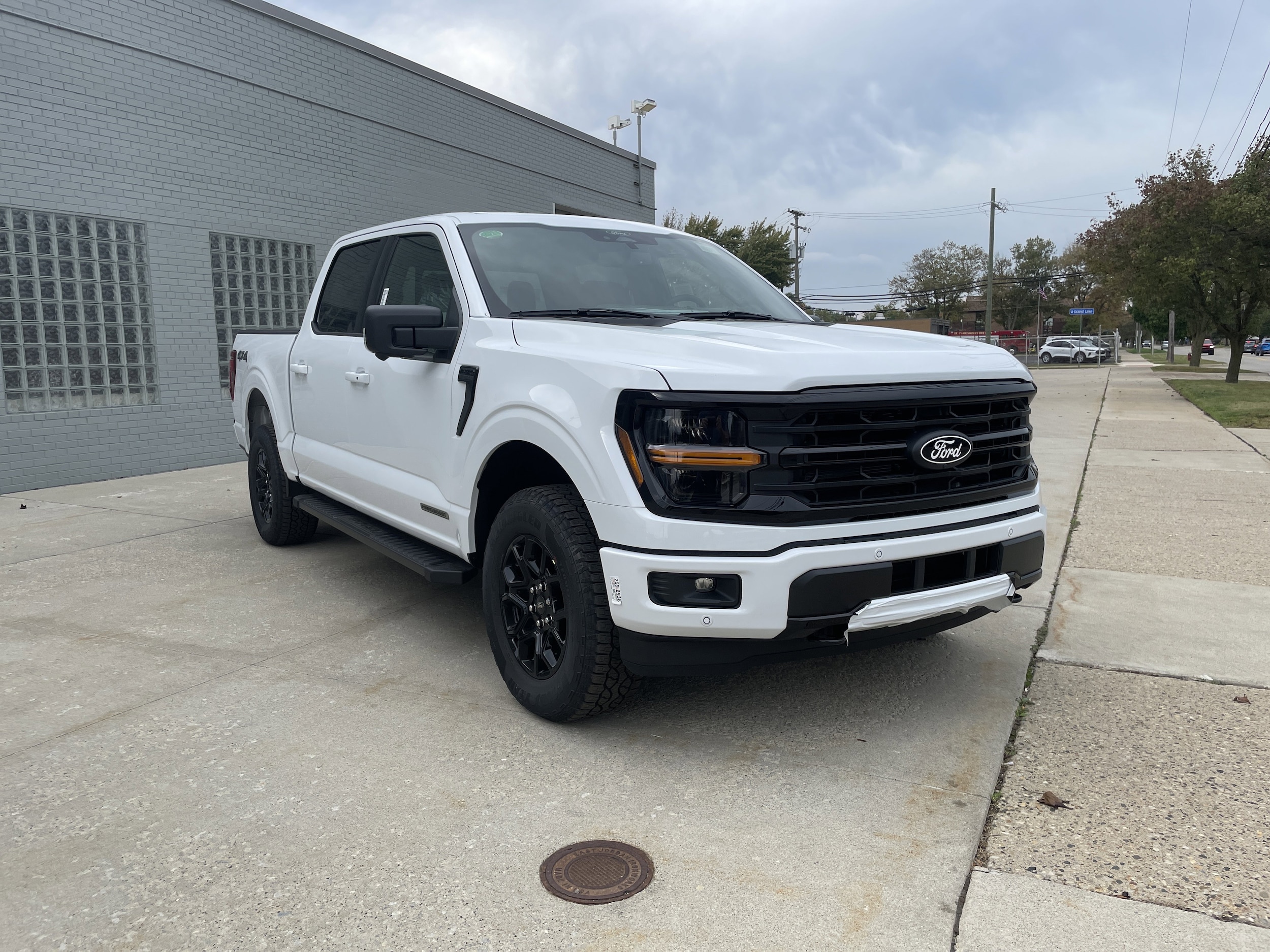 2025 Ford F-150 XLT's photo