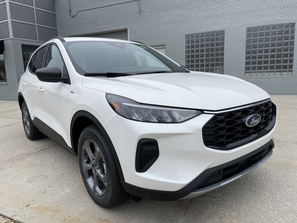 New 2026 Ford Escape ST-Line SUV