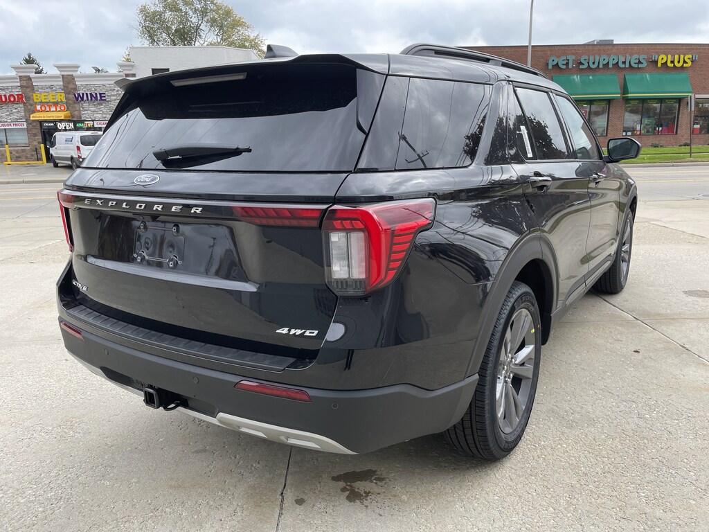 New 2026 Ford Explorer Active SUV
