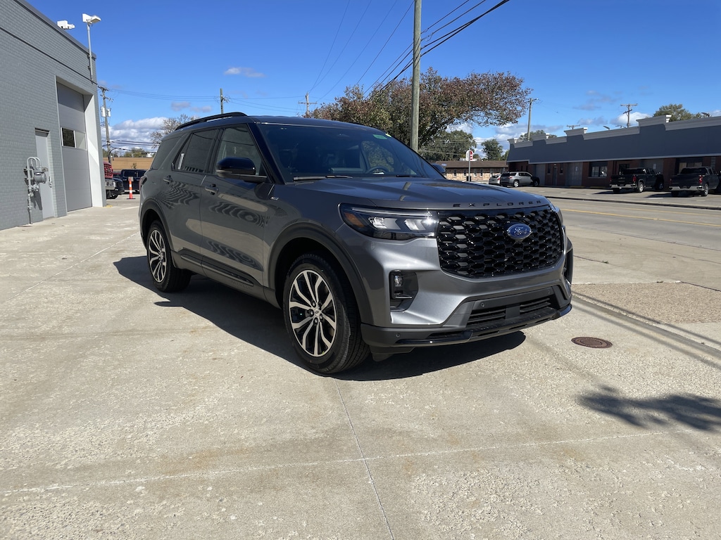 New 2026 Ford Explorer ST-Line SUV