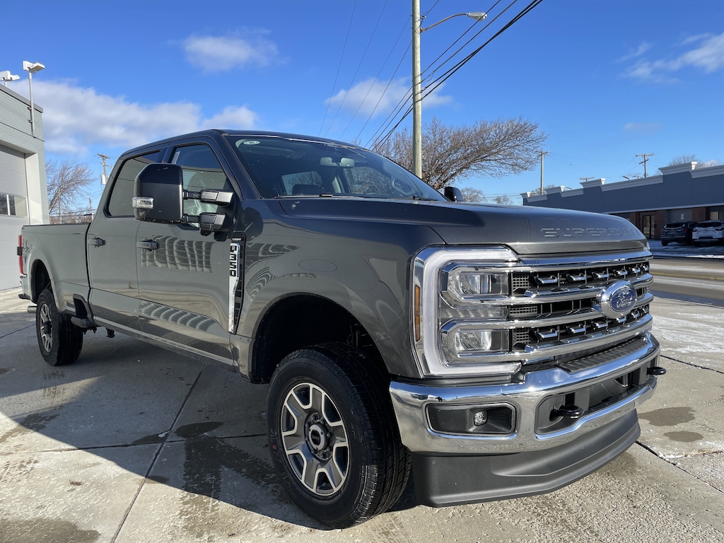 New 2026 Ford Super Duty F-350 Lariat TRUCK