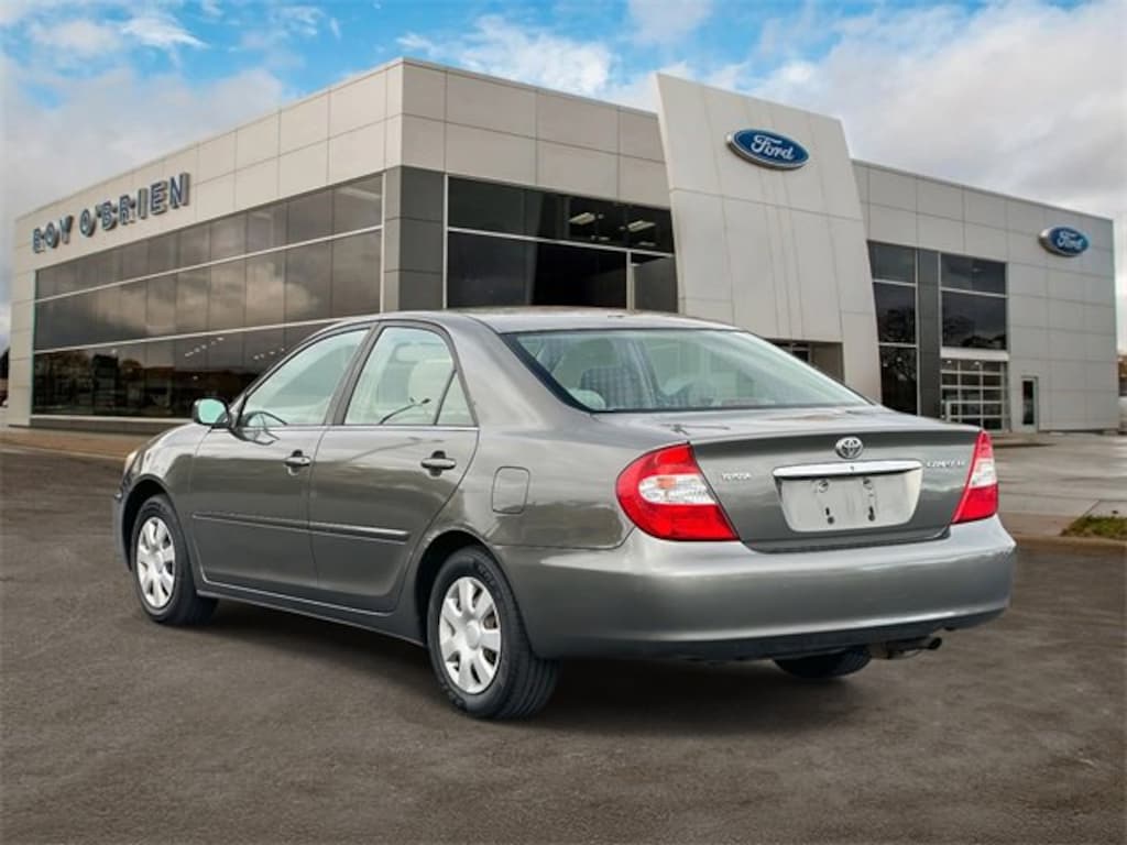 Used 2002 Toyota Camry LE Sedan