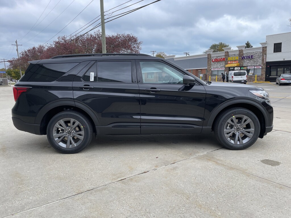 New 2026 Ford Explorer Active SUV