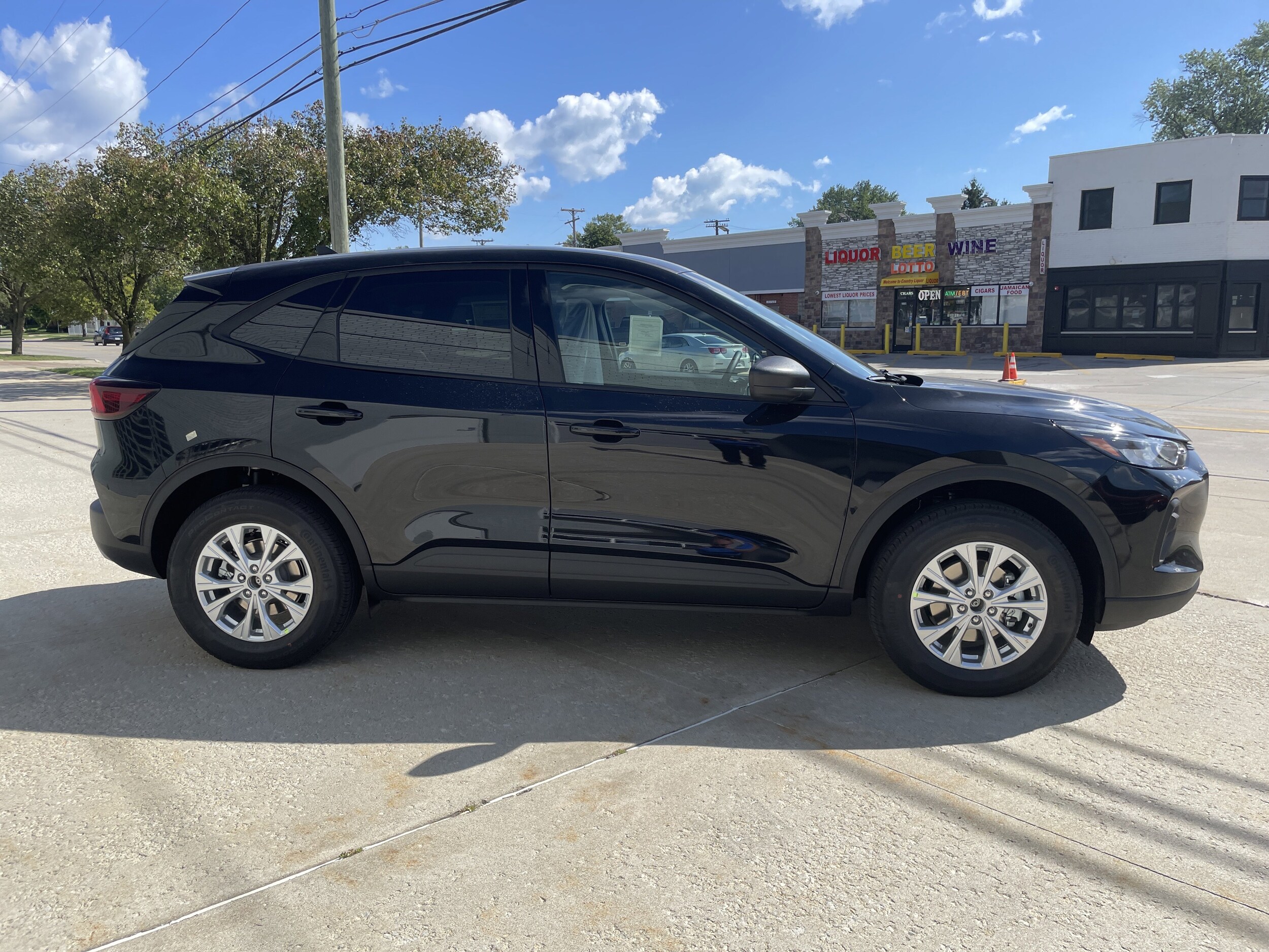 2025 Ford Escape Active photo 2