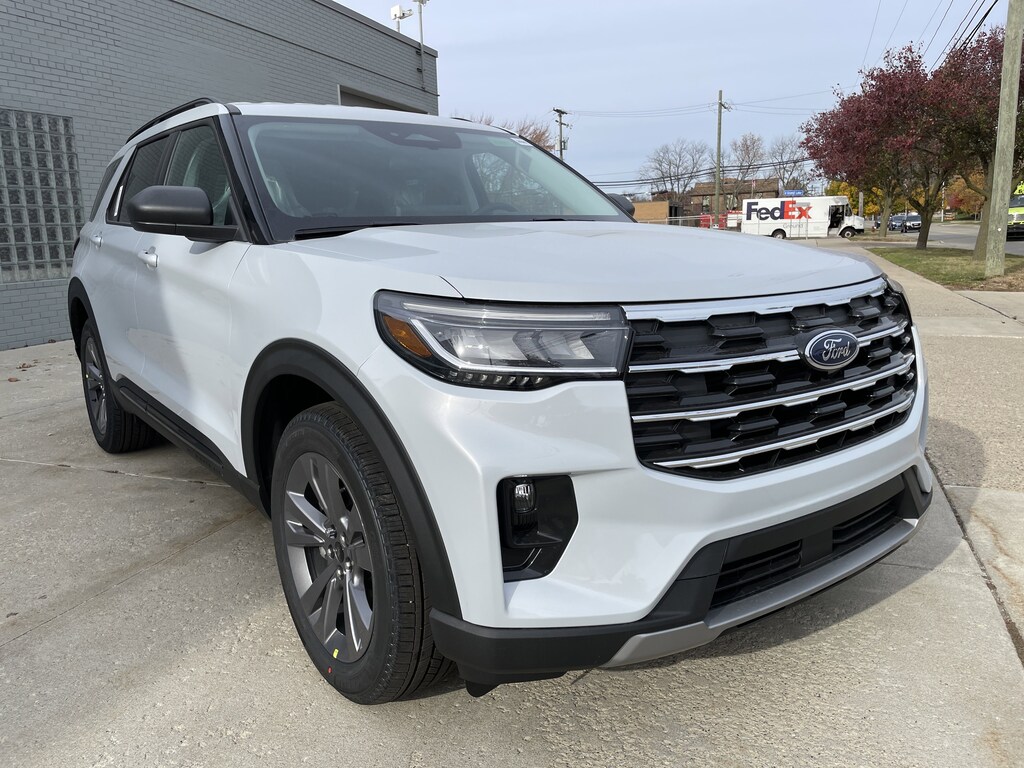 New 2026 Ford Explorer Active SUV