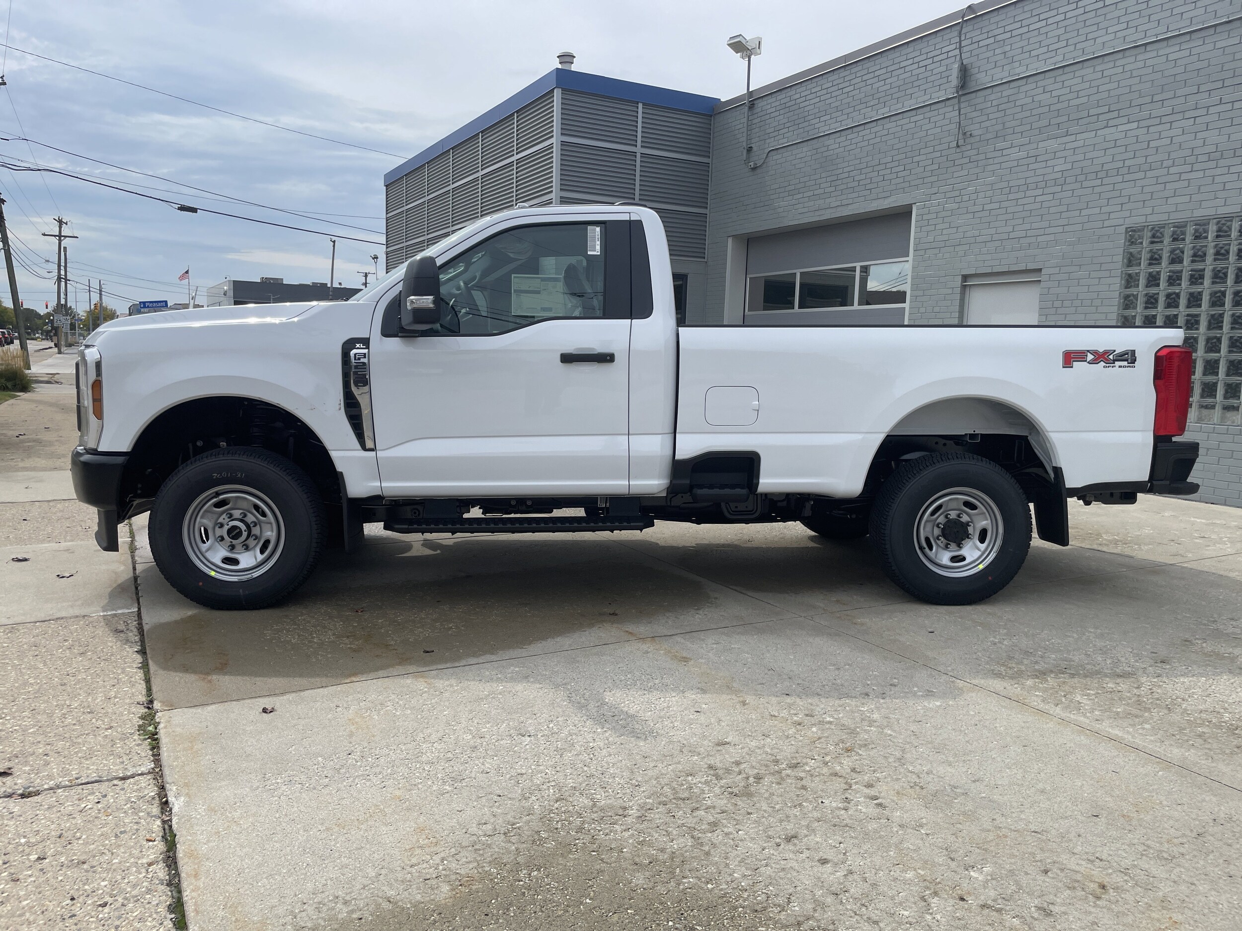2026 Ford F-250 Super Duty XL - Photo 7
