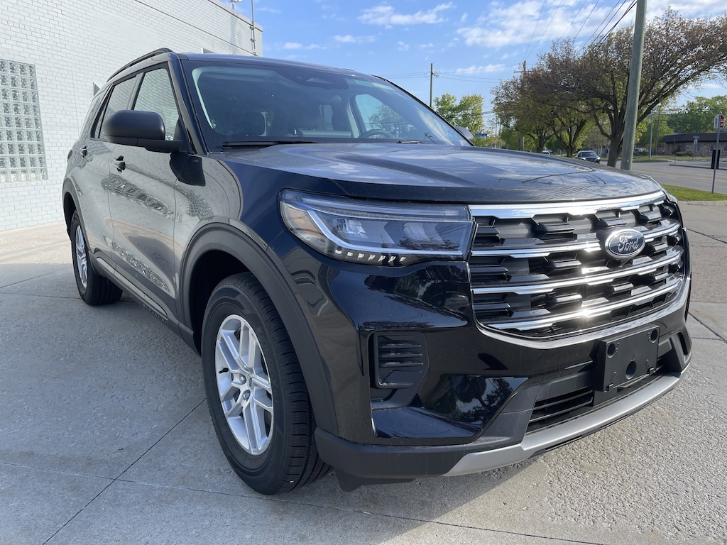 New 2026 Ford Explorer Active SUV