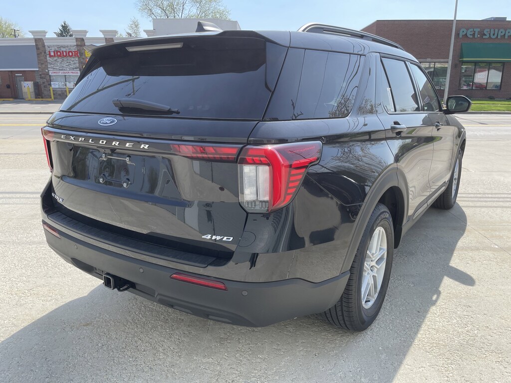 New 2026 Ford Explorer Active SUV