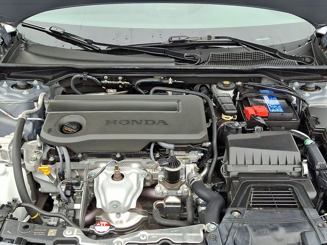 2025 Honda Civic Sport - Photo 28