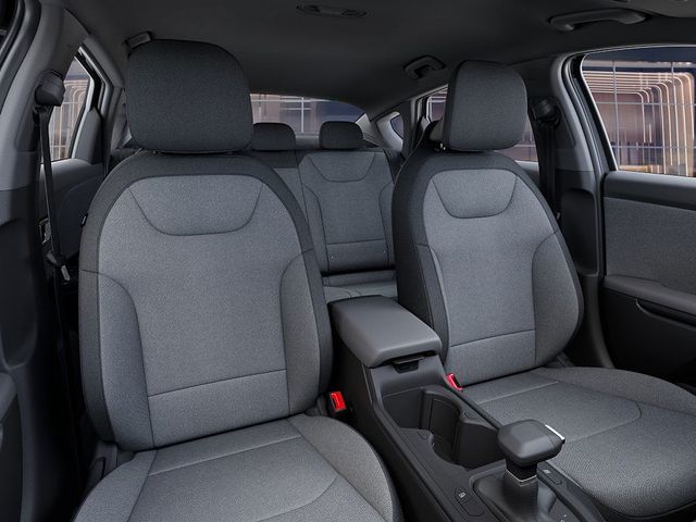 2025 Kia K4 LXS - Photo 16