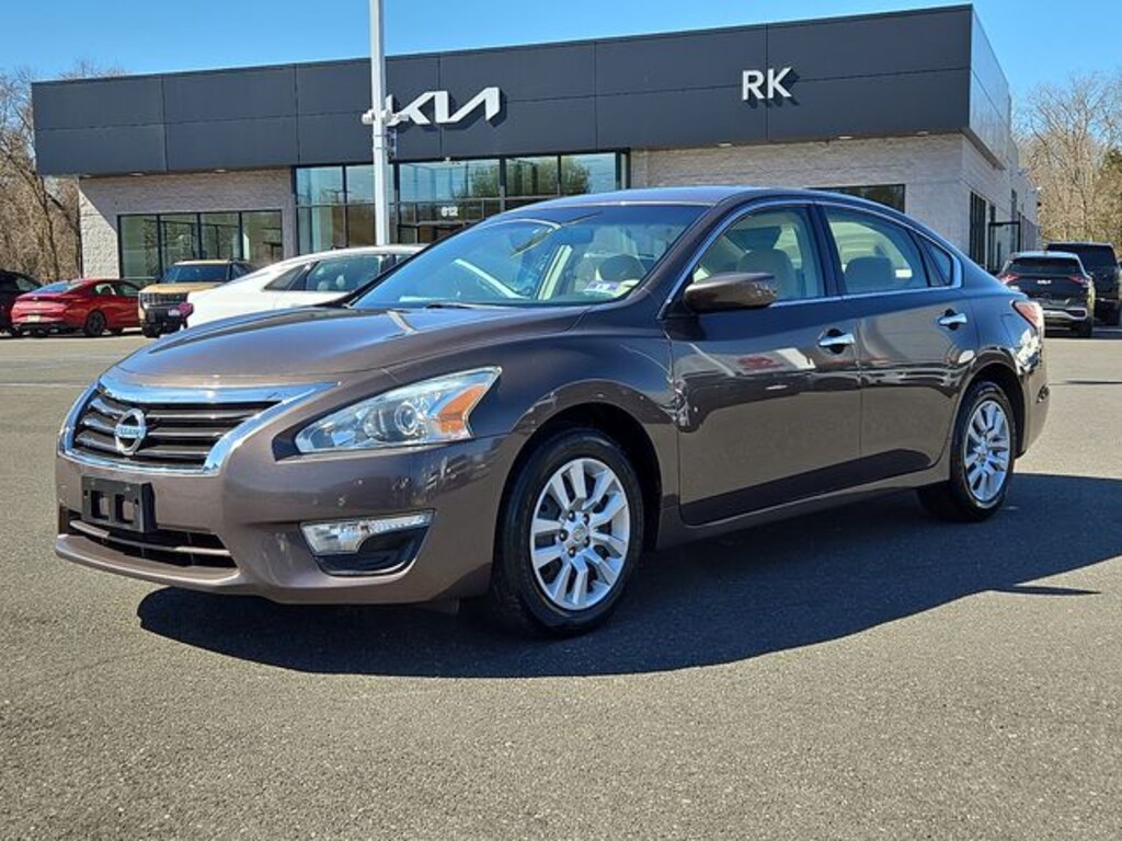 Used 2013 Nissan Altima 2.5 S Sedan