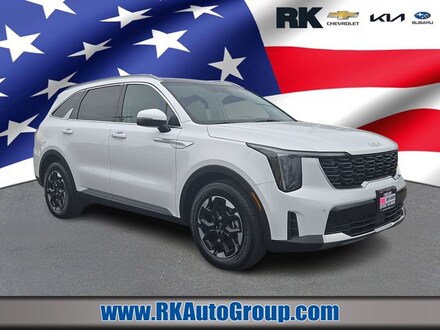 2025 Kia Sorento S SUV
