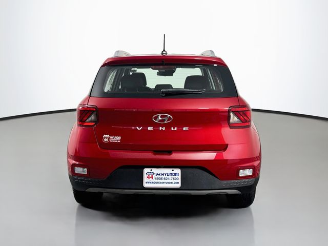 2023 Hyundai Venue SEL - Photo 7