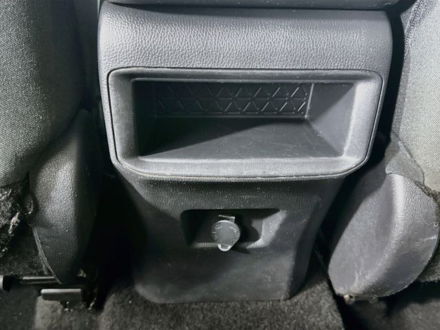 2021 Toyota RAV4 LE - Photo 25