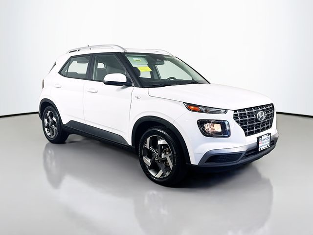 2023 Hyundai Venue SEL - Photo 10