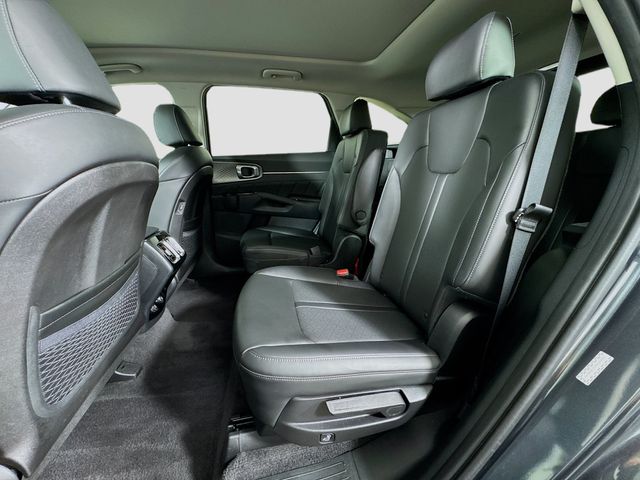 2023 Kia Sorento SX - Photo 27