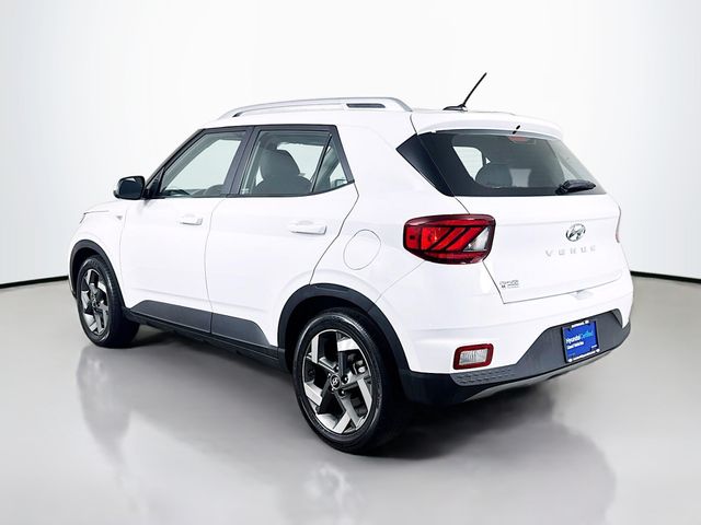 2023 Hyundai Venue SEL - Photo 6