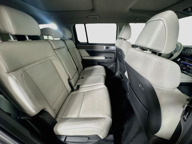 2024 Hyundai Santa Fe Limited - Photo 29