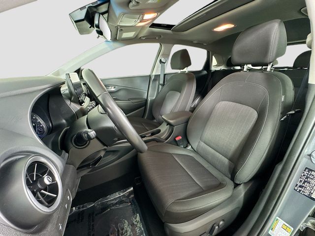 2023 Hyundai Kona SEL - Photo 18