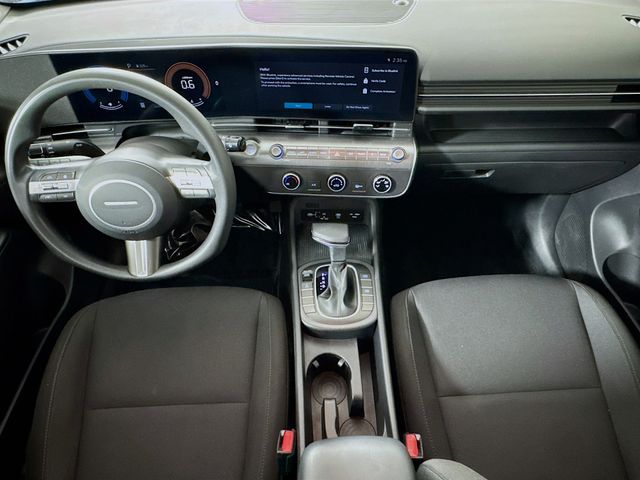 2024 Hyundai Kona SE - Photo 23