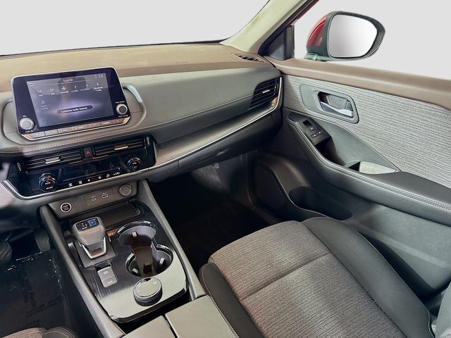 2021 Nissan Rogue SV - Photo 24