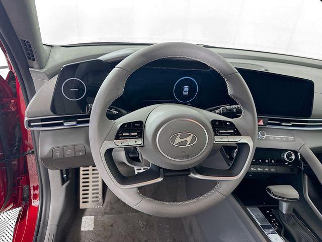 2025 Hyundai Elantra Blue - Photo 14