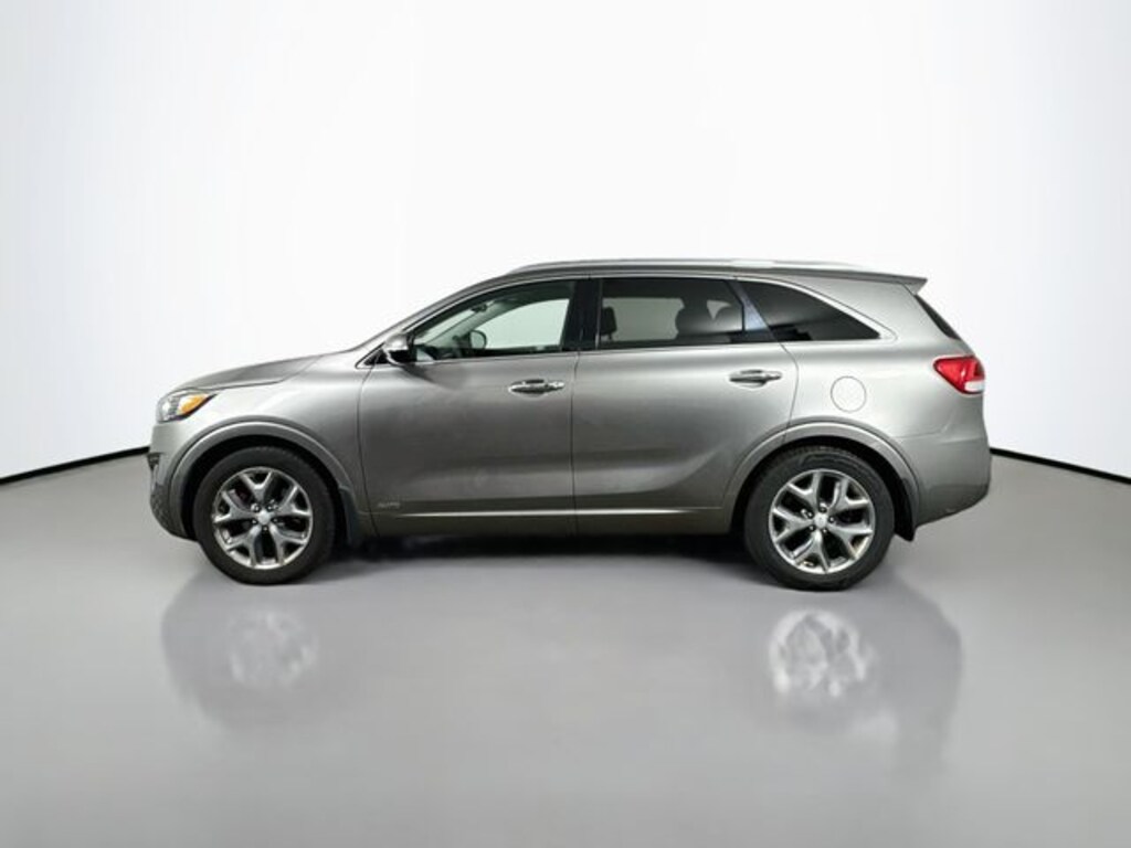 Used 2017 Kia Sorento 3.3L SX SUV