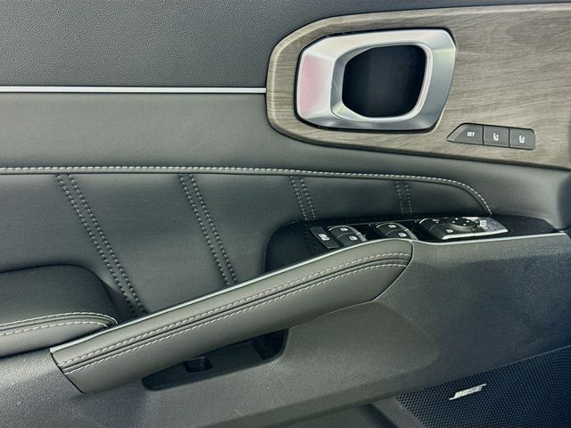 2025 Kia Sorento X-Line SX Prestige - Photo 14