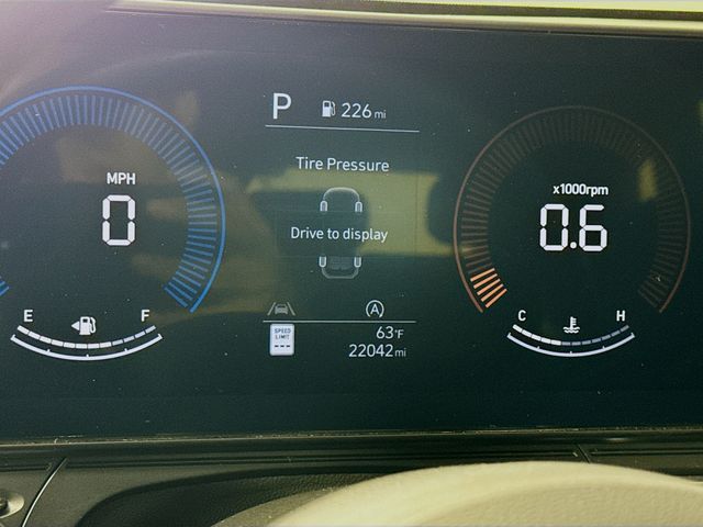 2024 Hyundai Kona SE - Photo 20