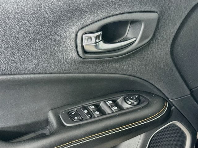 2020 Jeep Compass Latitude - Photo 13