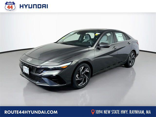 2026 Hyundai Elantra Hybrid Sedan 
