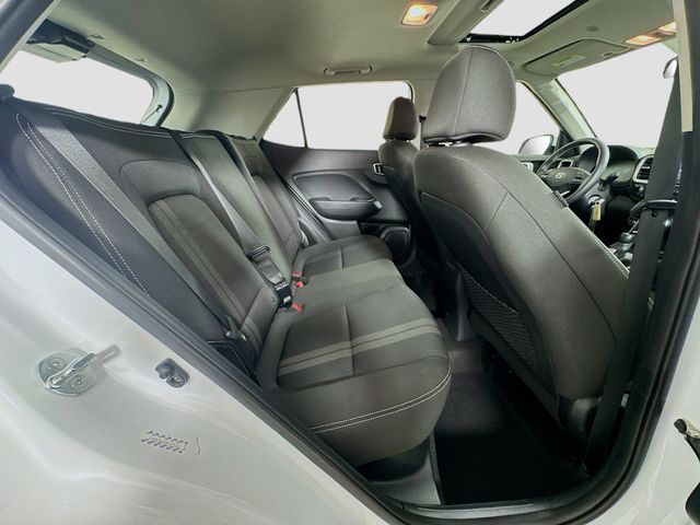 2023 Hyundai Venue SEL - Photo 29