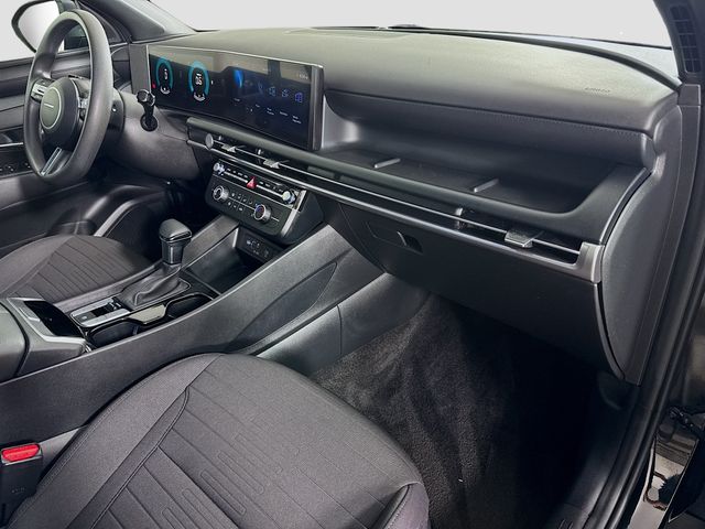 2025 Hyundai Santa Cruz SE - Photo 30