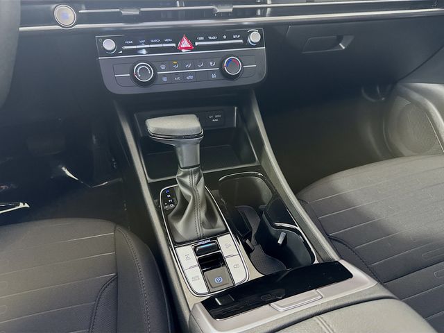 2025 Hyundai Santa Cruz SE - Photo 24
