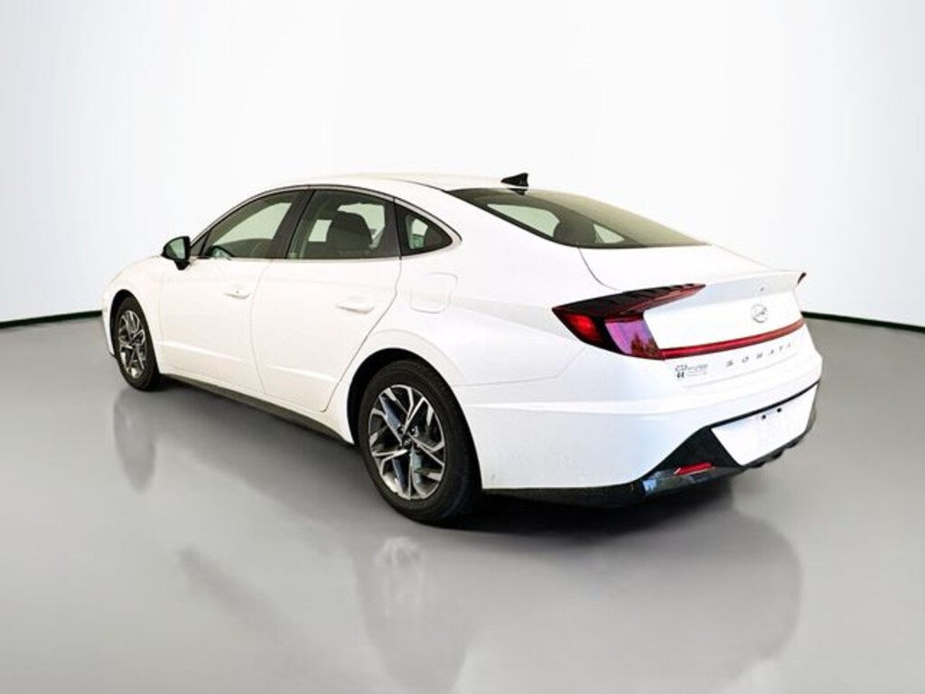 Used 2022 Hyundai Sonata SEL Sedan