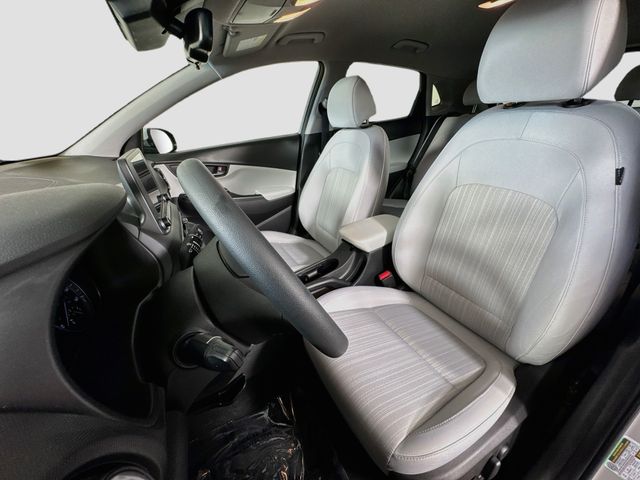 2023 Hyundai Kona SEL - Photo 17