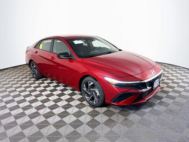 2025 Hyundai Elantra SEL - Photo 9
