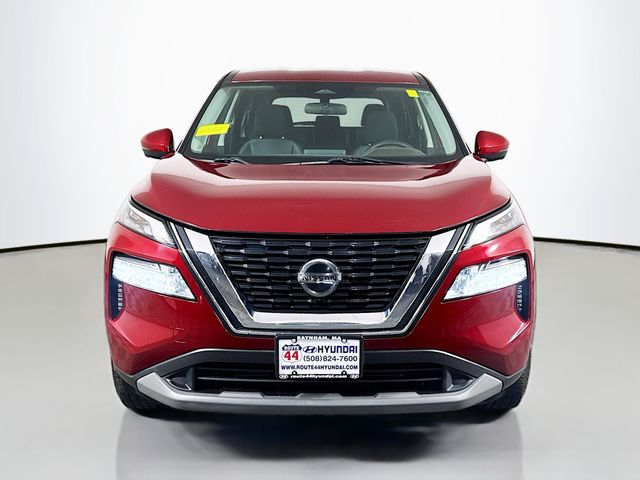 2021 Nissan Rogue SV - Photo 11