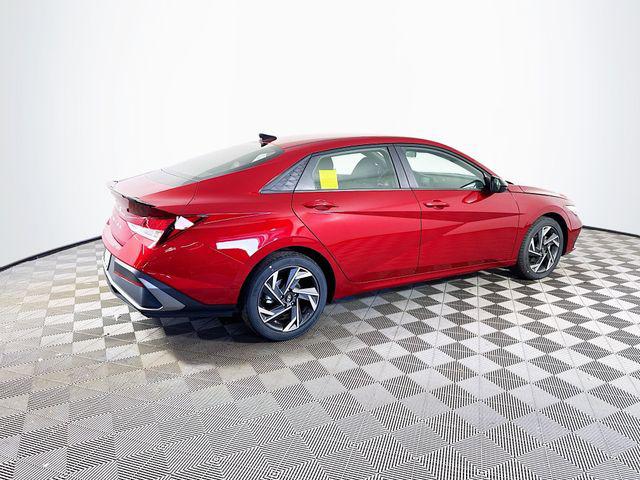 2025 Hyundai Elantra SEL - Photo 7