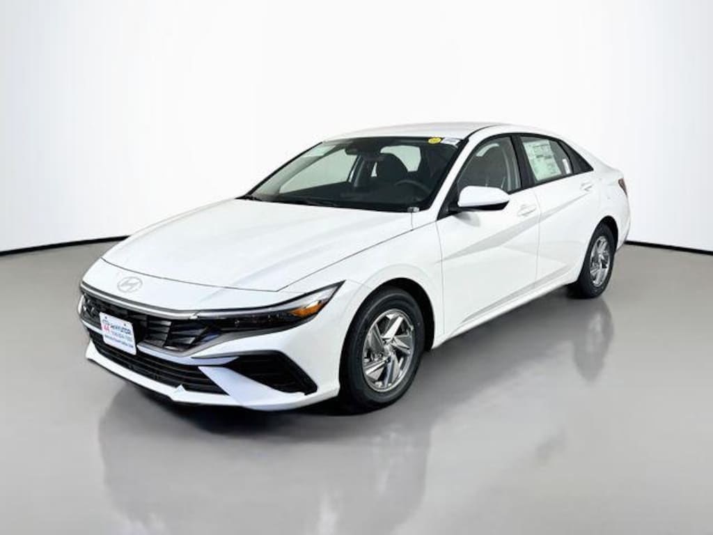 New 2026 Hyundai Elantra SE Sedan