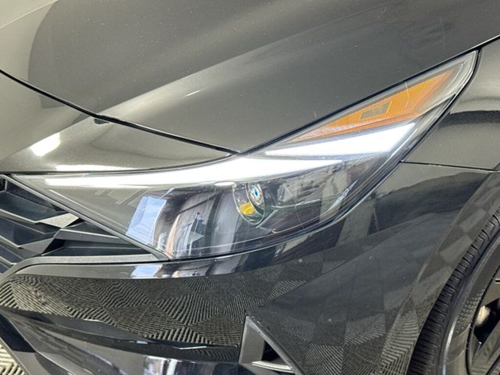 Used 2023 Hyundai Elantra SEL Sedan