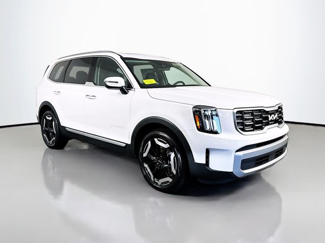 2023 Kia Telluride S - Photo 10