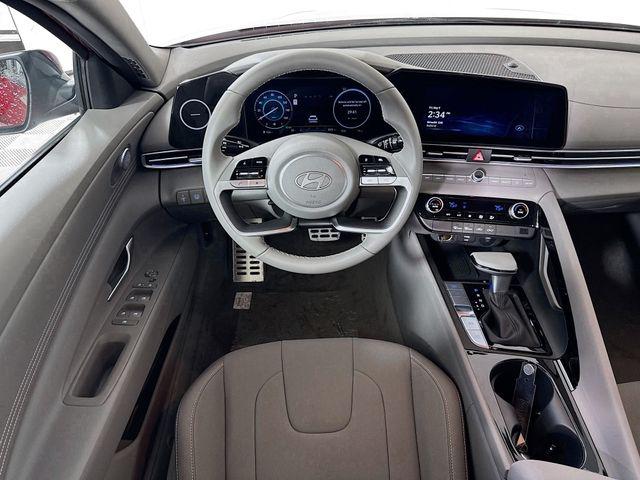 2025 Hyundai Elantra Blue - Photo 21