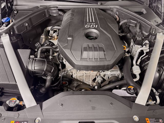 2023 GENESIS G70 Standard - Photo 32