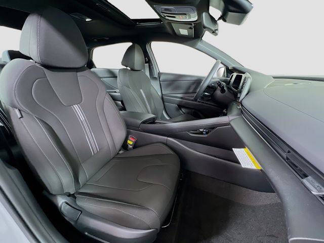 2026 Hyundai Elantra SEL - Photo 30
