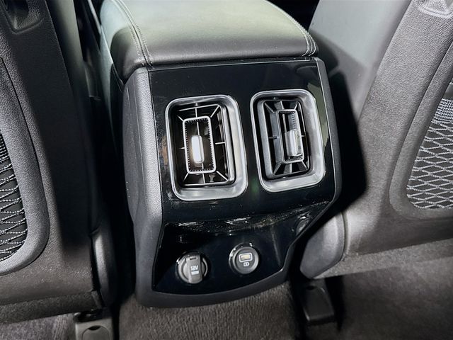2023 Kia Sorento SX - Photo 26