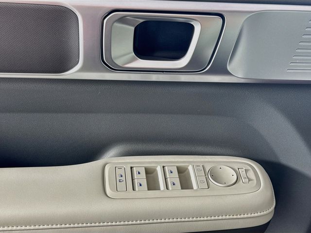 2025 Hyundai Santa Fe SEL - Photo 13