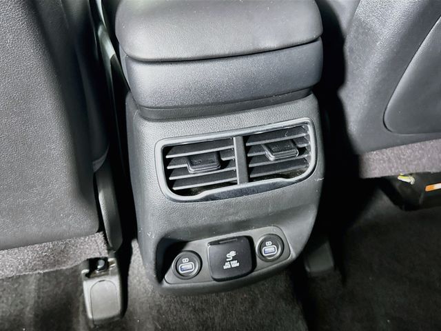 2023 Hyundai Santa Fe Limited - Photo 26